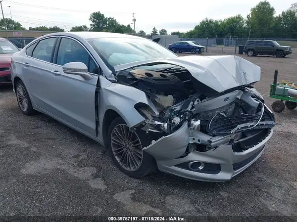 3FA6P0T94GR379536 2016 FORD FUSION - Image 1