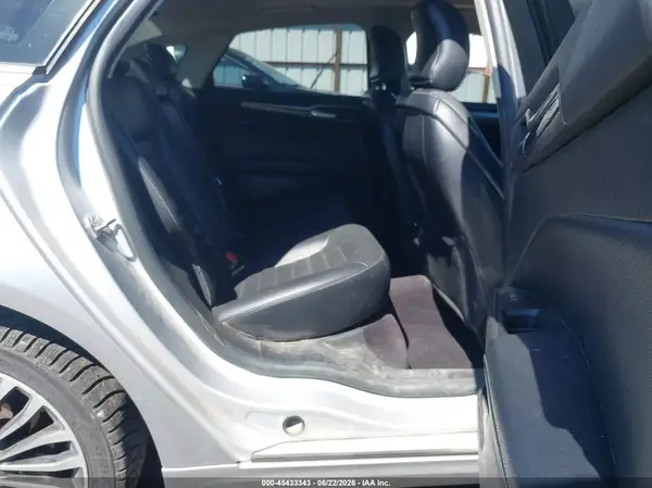 3FA6P0T94HR152557 2017 FORD FUSION - Image 8