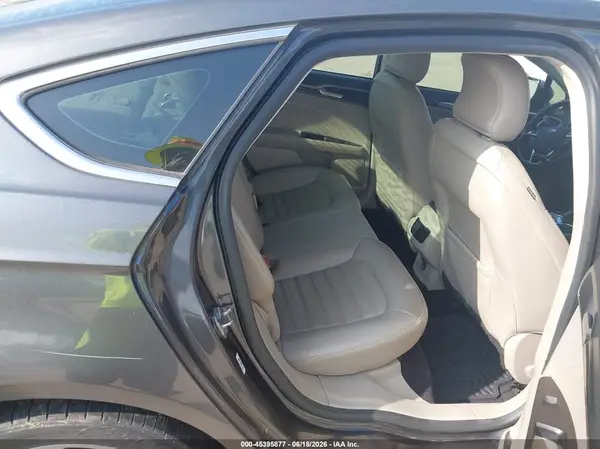 3FA6P0T94HR305812 2017 FORD FUSION - Image 8