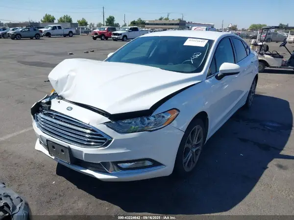3FA6P0T94HR326207 2017 FORD FUSION - Image 2
