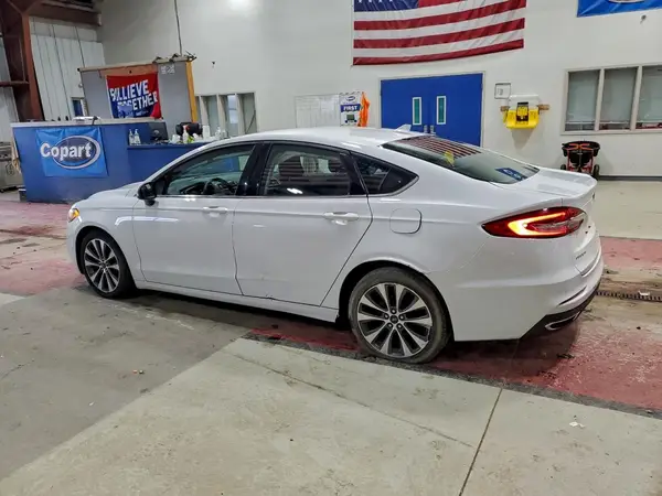 3FA6P0T94KR110722 2019 FORD FUSION - Image 2