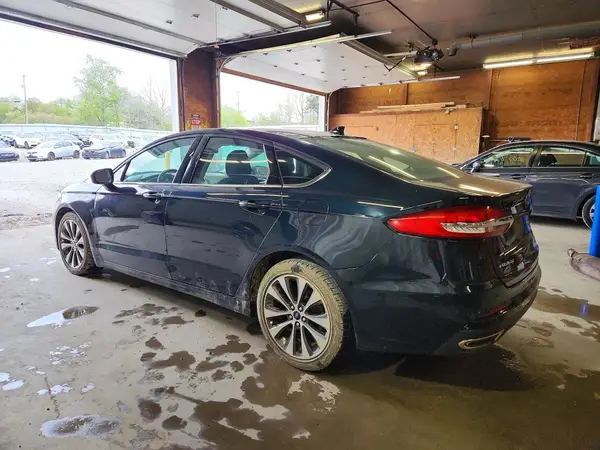 3FA6P0T94LR123844 2020 FORD FUSION - Image 2