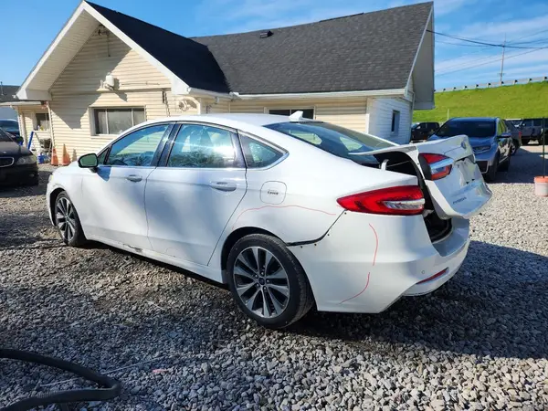 3FA6P0T94LR190878 2020 FORD FUSION - Image 2