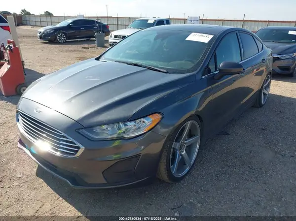 3FA6P0T94LR191156 2020 FORD FUSION - Image 2