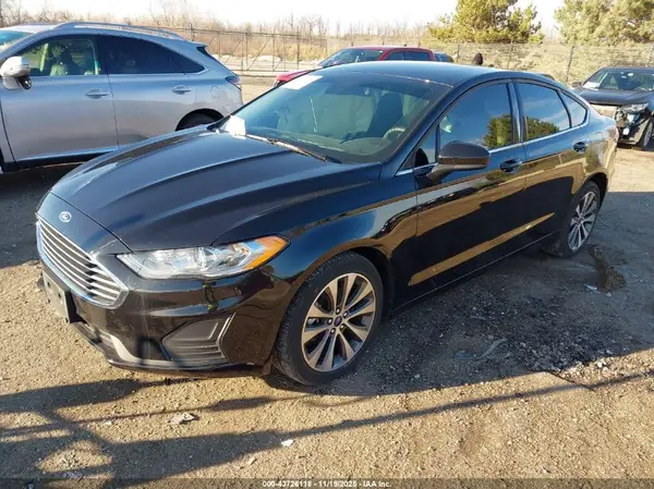 3FA6P0T94LR257396 2020 FORD FUSION - Image 2