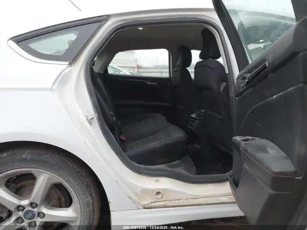 3FA6P0T95GR368898 2016 FORD FUSION - Image 8