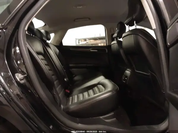 3FA6P0T95HR206724 2017 FORD FUSION - Image 8