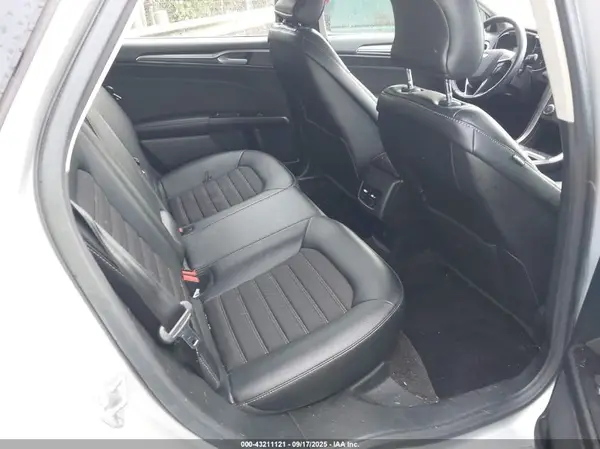 3FA6P0T95HR230652 2017 FORD FUSION - Image 8