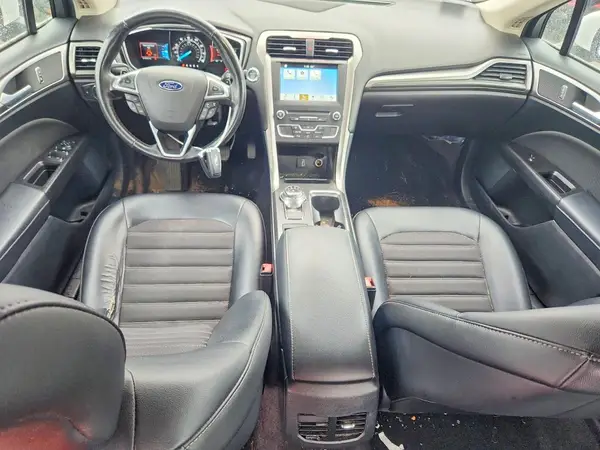 3FA6P0T95HR268642 2017 FORD FUSION - Image 8