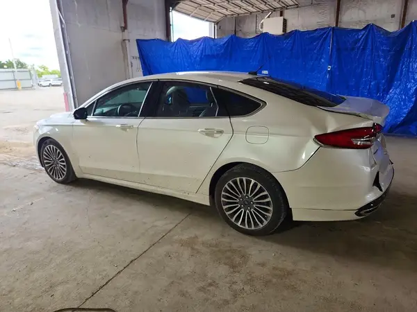 3FA6P0T95HR304376 2017 FORD FUSION - Image 2