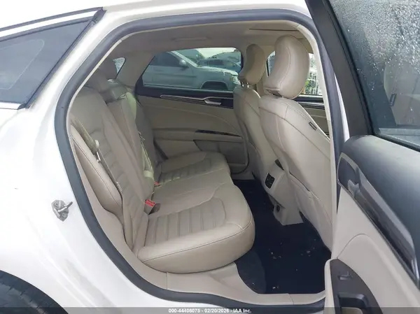 3FA6P0T95HR417213 2017 FORD FUSION - Image 8