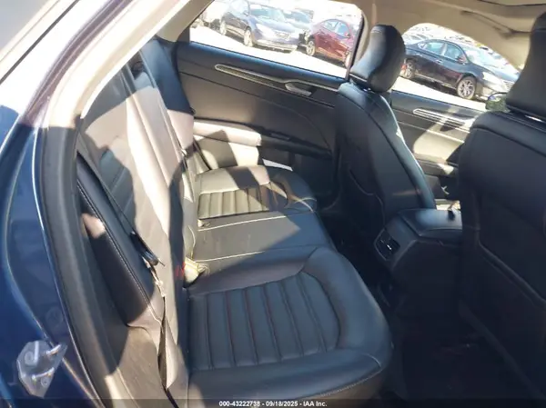 3FA6P0T95JR112798 2018 FORD FUSION - Image 8