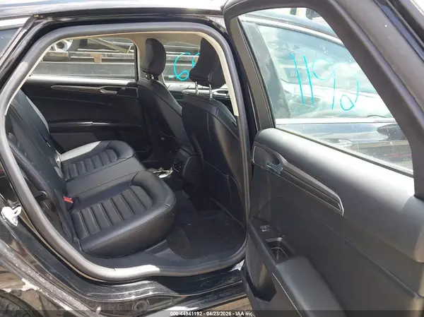 3FA6P0T95JR136129 2018 FORD FUSION - Image 8