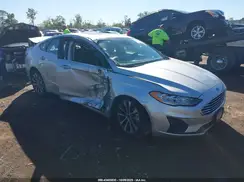 3FA6P0T95KR264758 2019 FORD FUSION