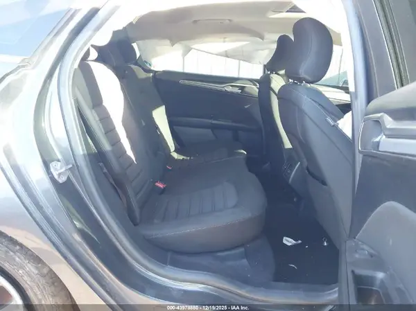 3FA6P0T95KR270432 2019 FORD FUSION - Image 8