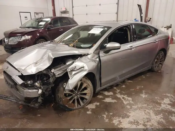 3FA6P0T95LR150051 2020 FORD FUSION - Image 2