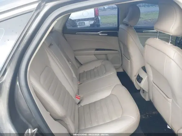 3FA6P0T96HR140314 2017 FORD FUSION - Image 8