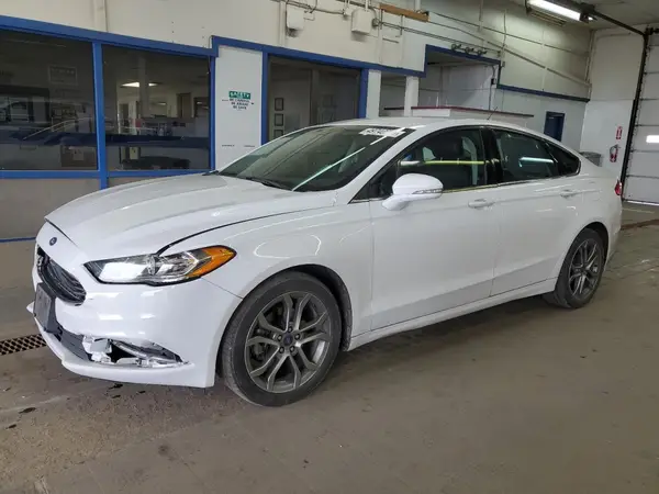 3FA6P0T96HR258248 2017 FORD FUSION - Image 1