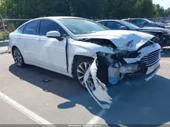 3FA6P0T96KR233759 2019 FORD FUSION