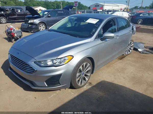 3FA6P0T96LR213559 2020 FORD FUSION - Image 2