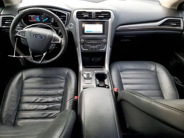 3FA6P0T97HR331983 2017 FORD FUSION - Image 8