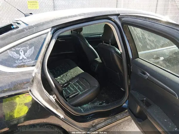 3FA6P0T97HR406262 2017 FORD FUSION - Image 8