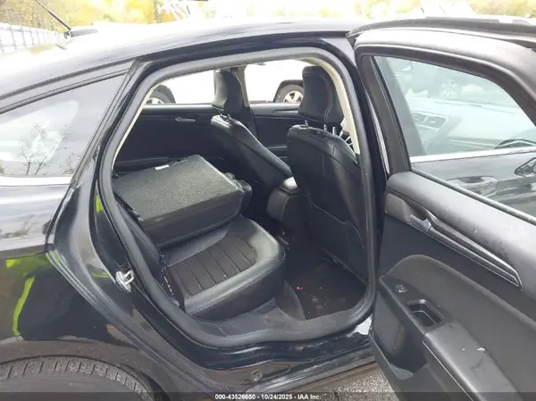 3FA6P0T97JR126007 2018 FORD FUSION - Image 8