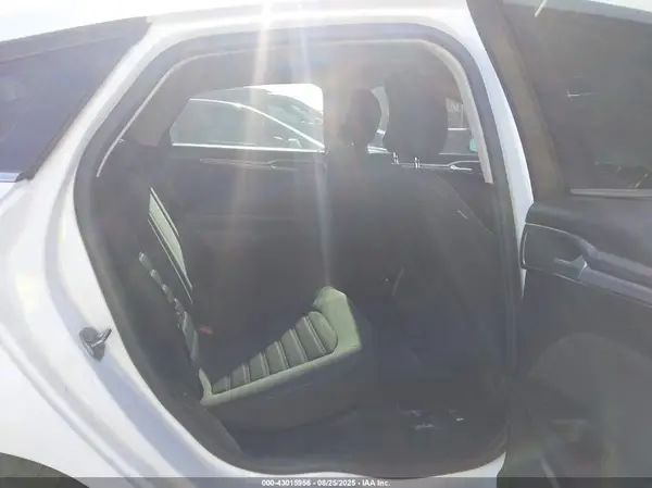 3FA6P0T97KR234161 2019 FORD FUSION - Image 8