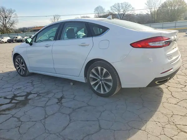 3FA6P0T97KR251252 2019 FORD FUSION - Image 2