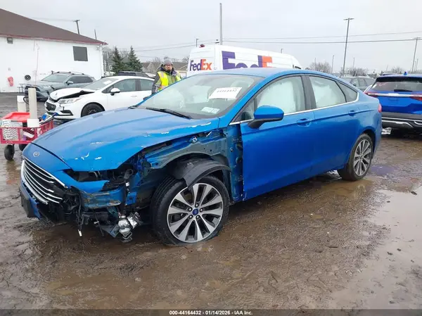 3FA6P0T97KR281934 2019 FORD FUSION - Image 2