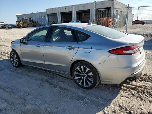 3FA6P0T97LR212226 2020 FORD FUSION - Image 2