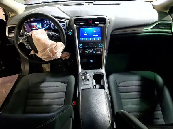 3FA6P0T97LR236641 2020 FORD FUSION - Image 8