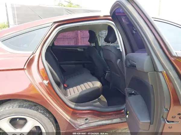 3FA6P0T98GR301664 2016 FORD FUSION - Image 8