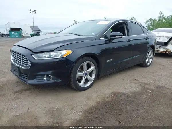 3FA6P0T98GR335720 2016 FORD FUSION - Image 2