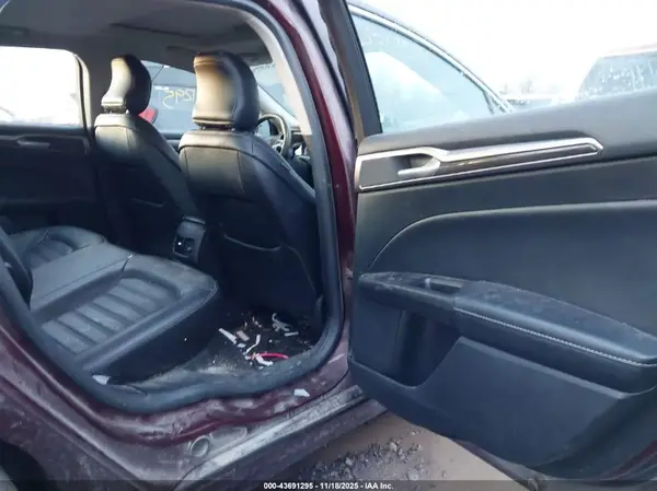 3FA6P0T98HR100834 2017 FORD FUSION - Image 8