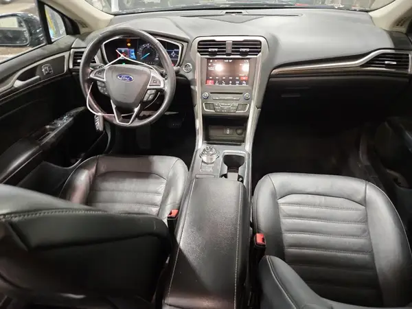 3FA6P0T98HR127130 2017 FORD FUSION - Image 8