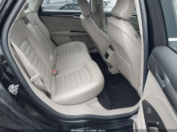 3FA6P0T98HR174089 2017 FORD FUSION - Image 8