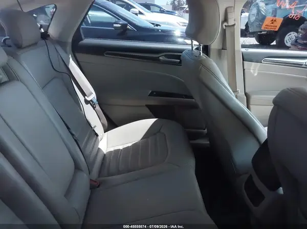 3FA6P0T98HR351112 2017 FORD FUSION - Image 8