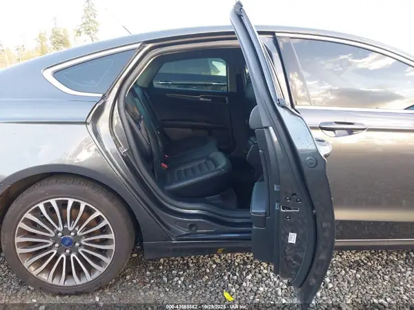 3FA6P0T98HR408649 2017 FORD FUSION - Image 8