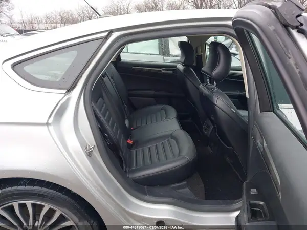 3FA6P0T98HR412281 2017 FORD FUSION - Image 8