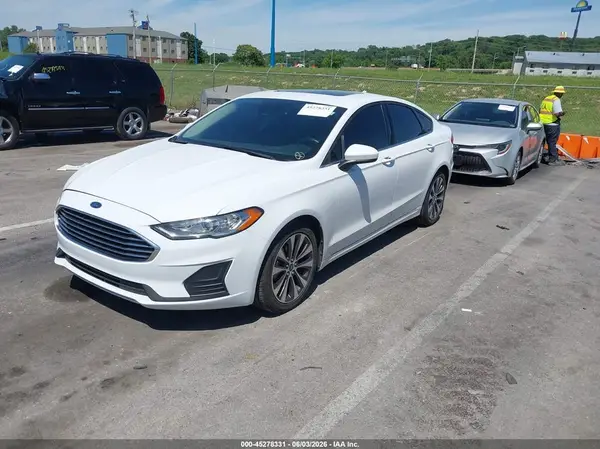 3FA6P0T98KR252927 2019 FORD FUSION - Image 2