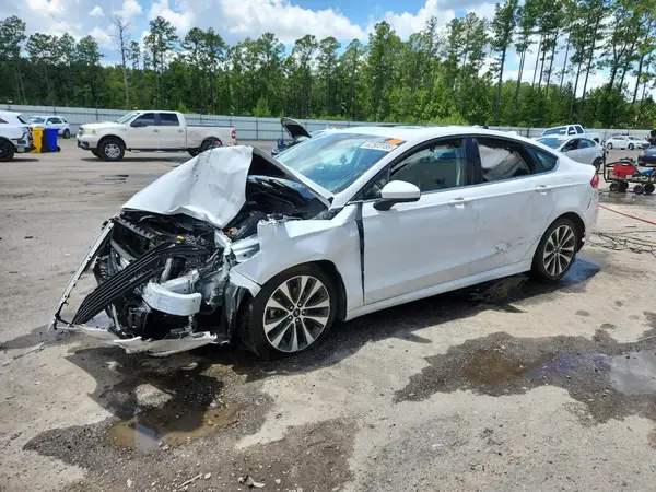 3FA6P0T98KR265208 2019 FORD FUSION - Image 1