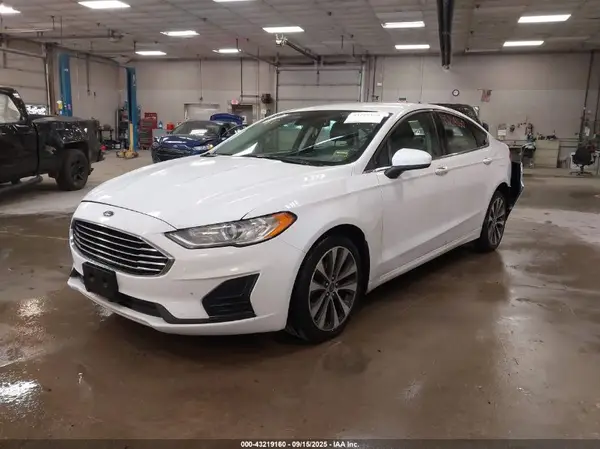 3FA6P0T98LR157995 2020 FORD FUSION - Image 2