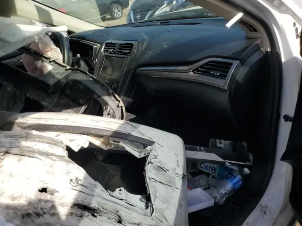3FA6P0T98LR179561 2020 FORD FUSION - Image 8