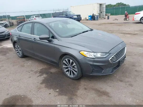 3FA6P0T98LR190611 2020 FORD FUSION - Image 1