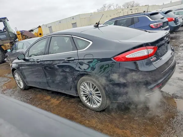 3FA6P0T99GR236677 2016 FORD FUSION - Image 2