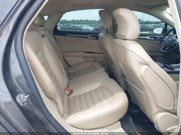 3FA6P0T99GR310020 2016 FORD FUSION - Image 8