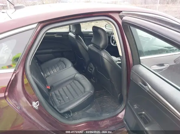 3FA6P0T99HR188986 2017 FORD FUSION - Image 8