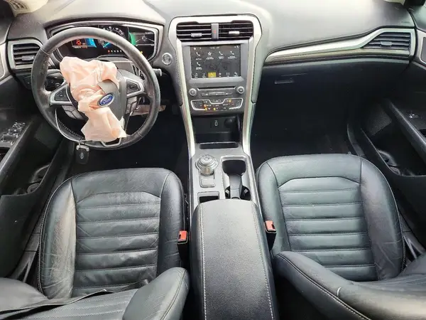 3FA6P0T99HR196988 2017 FORD FUSION - Image 8