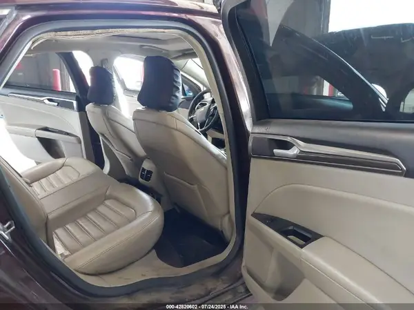 3FA6P0T99HR214034 2017 FORD FUSION - Image 8